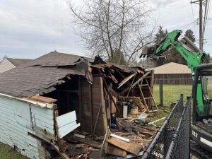 garage demolition seattle wa before 300x225