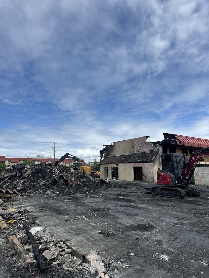 emergency demolition project for a burnt down hotel done by franky's excavation